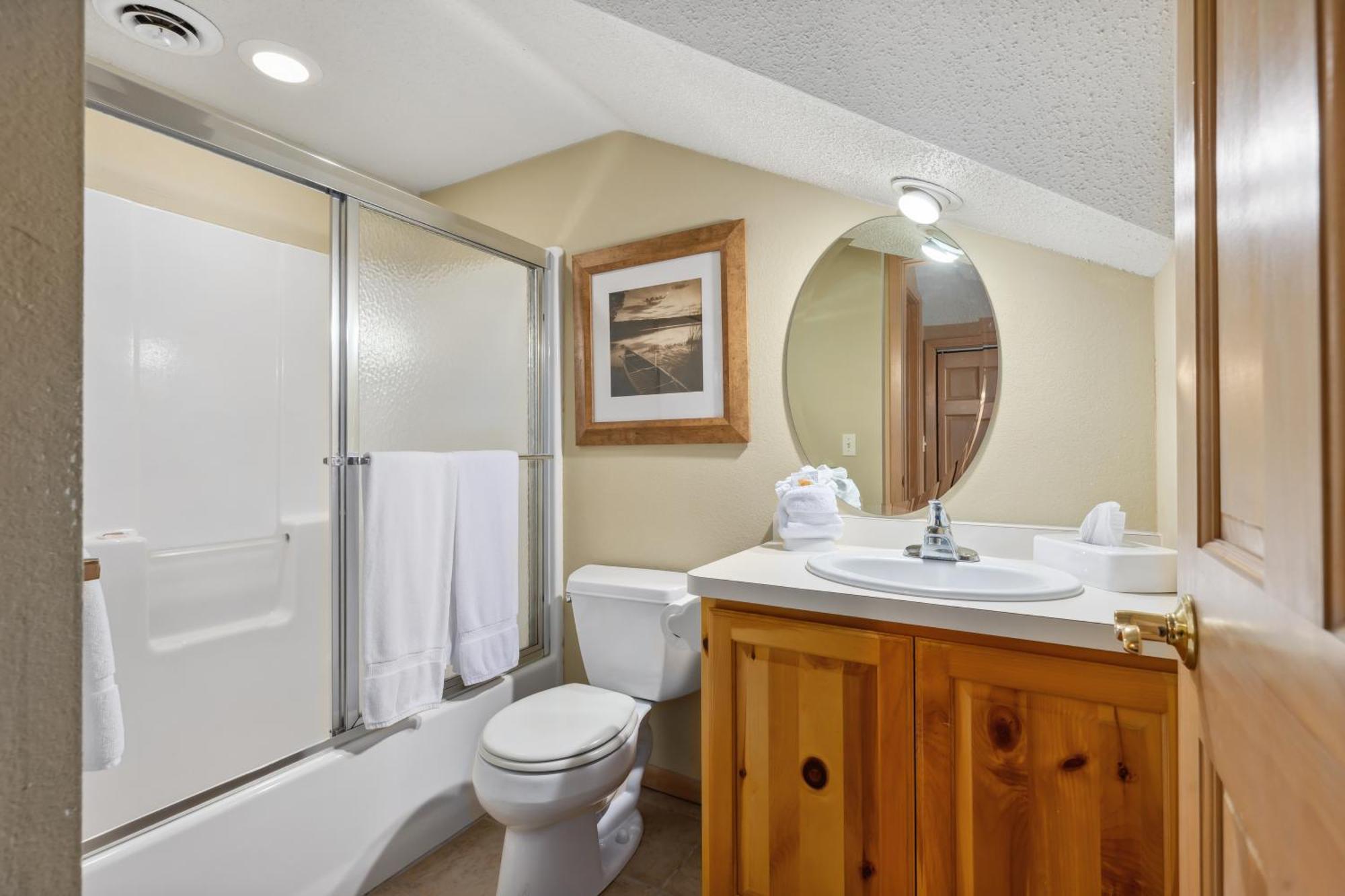 Causeway On Gull Resort Lake Shore Exterior foto